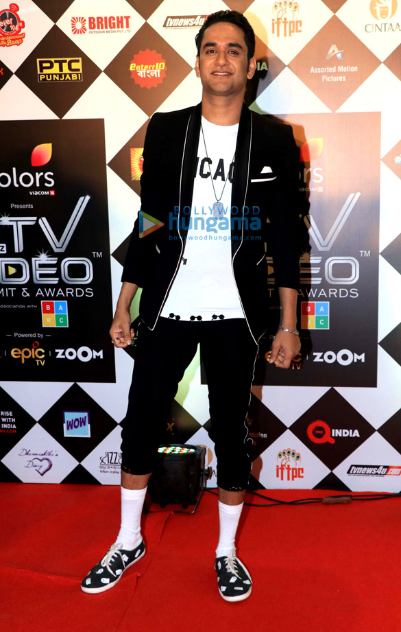 celebs attend colors tv video summit awards 6