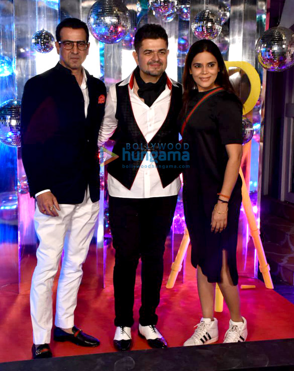 celebs grace dabboo ratnanis calender launch 2019 23