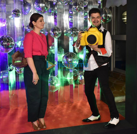 celebs grace dabboo ratnanis calender launch 2019 5