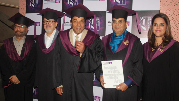 Dharmendra and Subhash Ghai grace the WWI convocation ceremony of the Class of 18