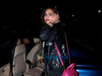 Esha Gupta and Shamita Shetty spotted at Kromakay salon in Juhu