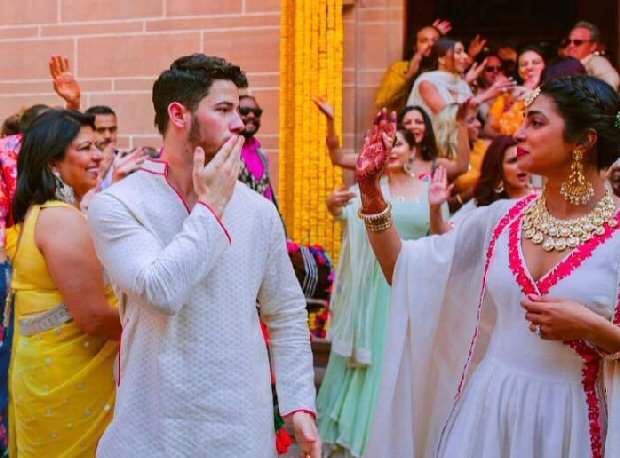 FLASHBACK! Here are some UNSEEN moments of Parineeti Chopra, Madhu Chopra from the grand Priyanka Chopra - Nick Jonas wedding