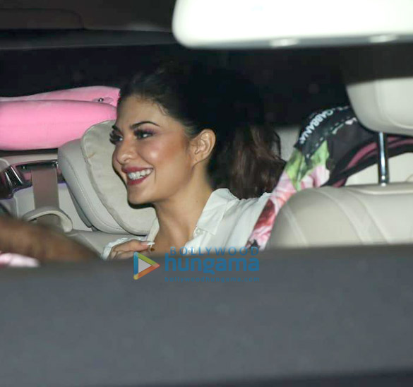 jacqueline fernandez and tara sutaria spotted at pvr juhu 5