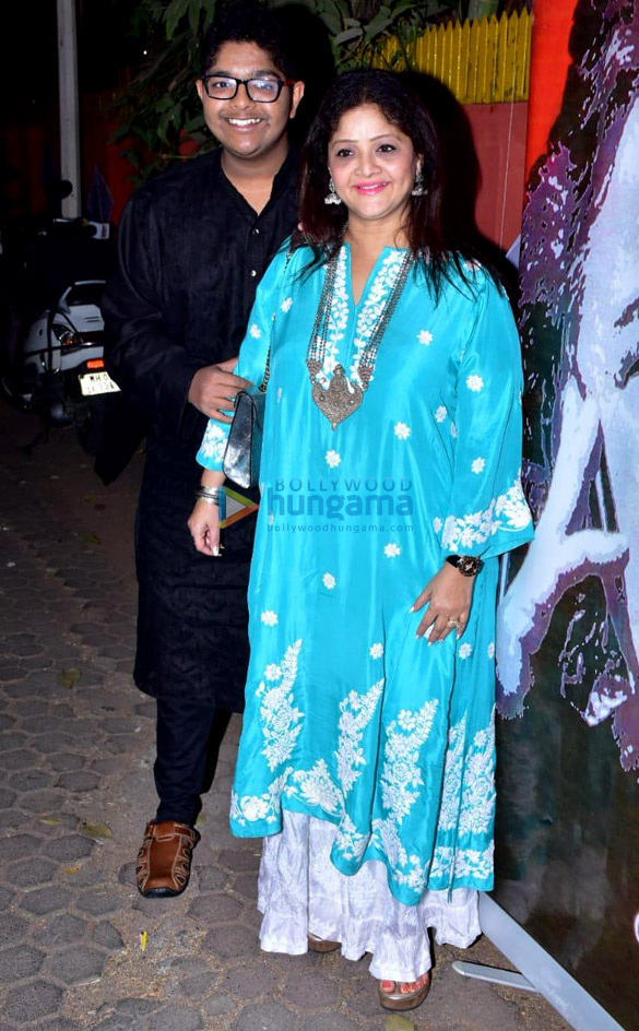 javed akhtar shabana azmi vidya balan and others snapped at informal evening of music and shayari to celebrate kaifi azmi 11