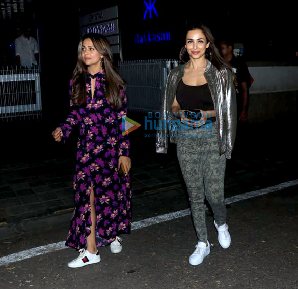 malaika arora and amrita arora spotted at hakkasan in bandra 2