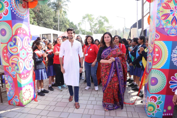 Mard Ko Dard Nahi Hota debutante Abhimanyu Dassani goes back to school! Mard Ko Dard Nahi Hota debutante Abhimanyu Dassani goes back to school!