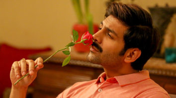 Movie Wallpapers Of The Movie Pati Patni Aur Woh
