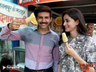 Movie Wallpapers Of The Movie Pati Patni Aur Woh