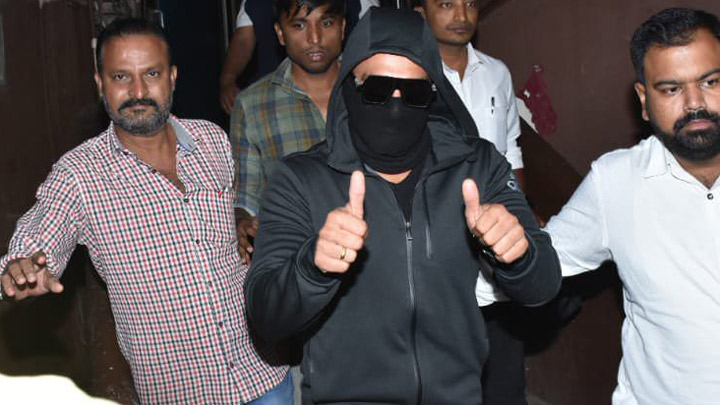 Ranveer Singh visits Cinemaghar after 2nd weekend for Simmba