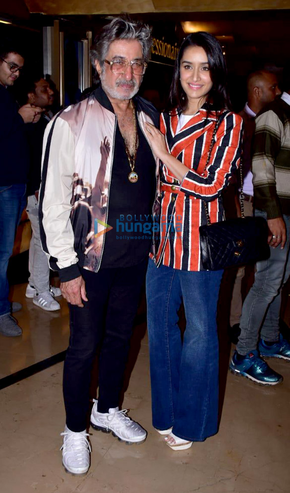 shraddha kapoor shakti kapoor siddhant kapoor and others snapped at bombairiya screening 7