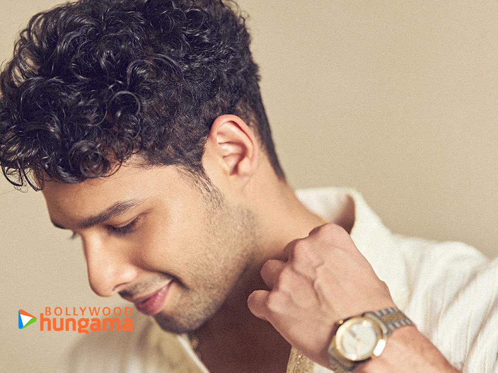 Siddhant Chaturvedi Siddhant Chaturvedi