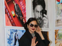 Silsila continues! Rekha’s hilarious reaction standing in front of Amitabh Bachchan’s poster will CRACK you up