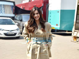 Sonam Kapoor Ahuja, Anil Kapoor, Juhi Chawla and Rajkummar Rao spotted at Mehboob Studio in Bandra