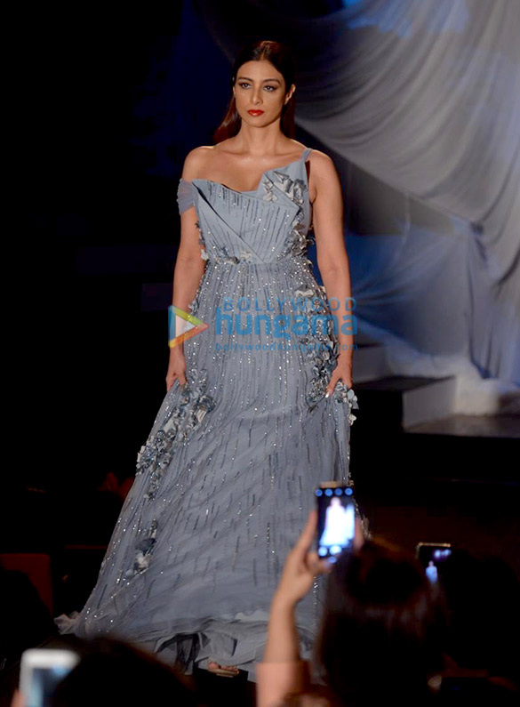 tabu karan johar diana penty and others snapped at the lakme fashion week 2019 4