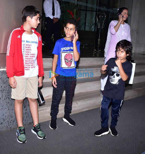 taimur ali khan kiaan raj kapoor and others snapped at sea princess hotel in juhu 5