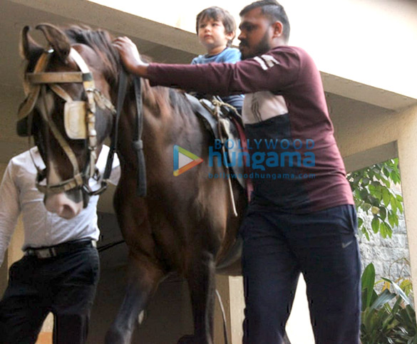 taimur ali khan snapped enjoying horse ride 1