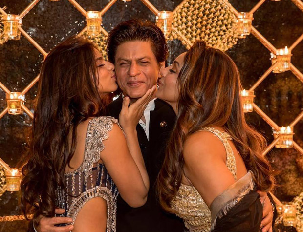 This family picture of Shah Rukh Khan, Gauri Khan and Suhana Khan is frame-worthy