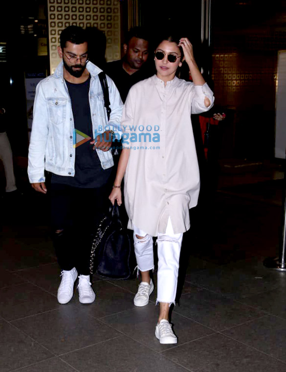 arjun kapoor virat kohli anushka sharma and others snapped at the airport 2