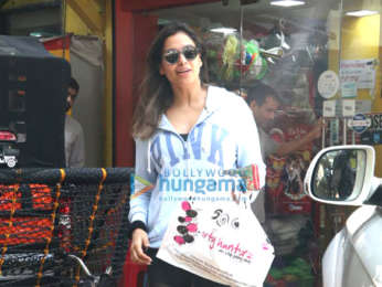 Bipasha Basu spotted at Party Hunterz store in Bandra