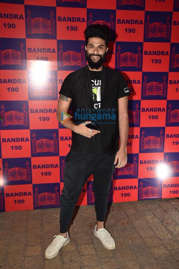 celebs snapped at the bandra 190 pop up event 002