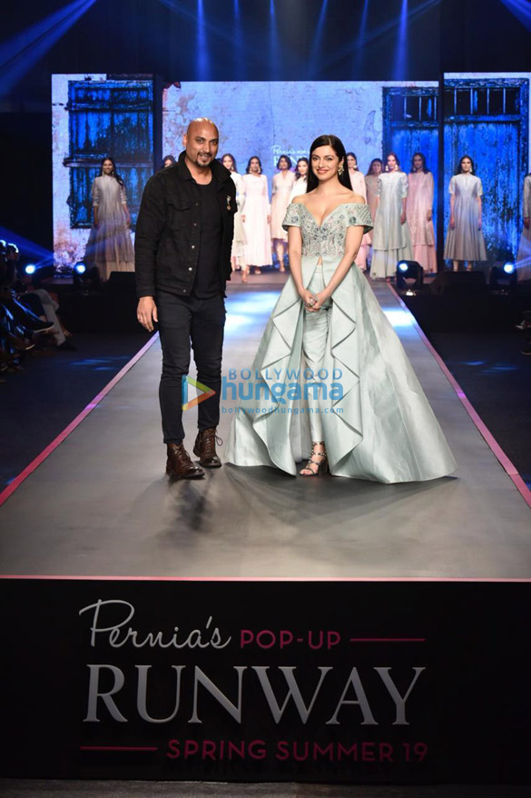 divya khosla kumar snapped at pernia pop shops samant chauhan show 6