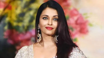 Pulwama Attacks – Aishwarya Rai Bachchan pays tribute to martyred jawans by lighting a candle at a University event in Indore