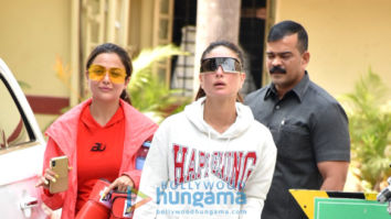 Kareena Kapoor Khan, Amrita Arora & Twinkle Khanna snapped at the gym