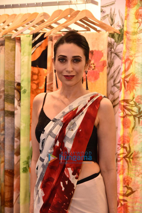 karisma kapoor graces the satya paul winter blossom collection launch 3