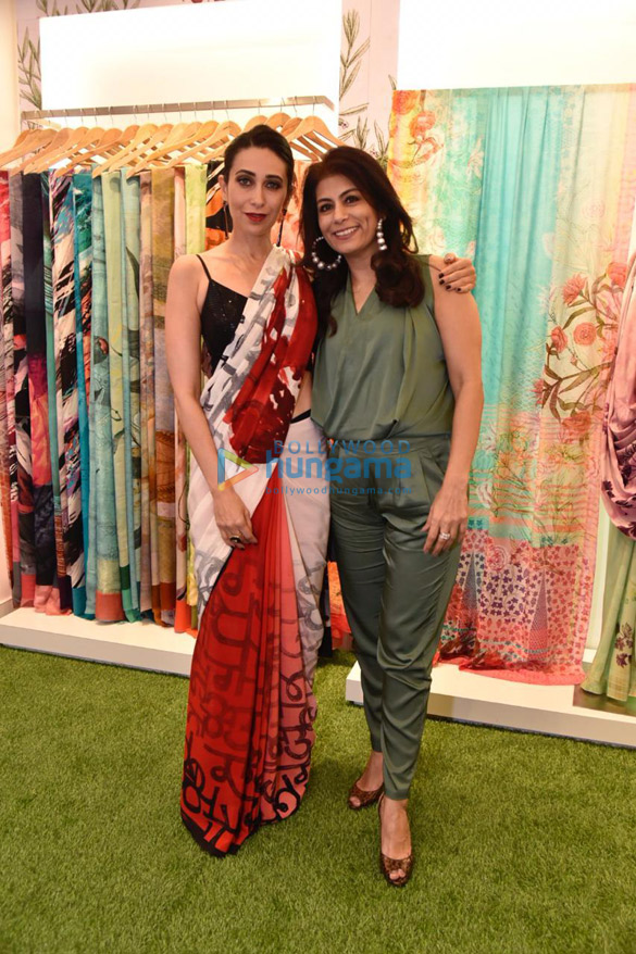 karisma kapoor graces the satya paul winter blossom collection launch 6