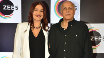 Pooja Bhatt, Mahesh Bhatt and others grace the Zee5 anniversary celebrations