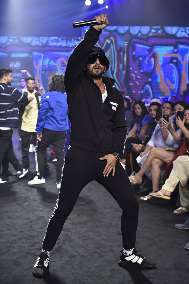 Ranveer Singh for Gully Gen (Love Gen x Gully Boy) at LFW 2019 Summer_Resort (3)