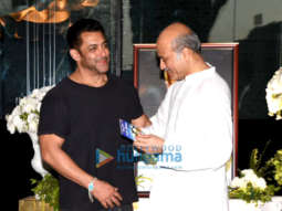 Salman Khan, Madhuri Dixit, Swara Bhaskar and others attend prayer meet of late Rajkumar Barjatya
