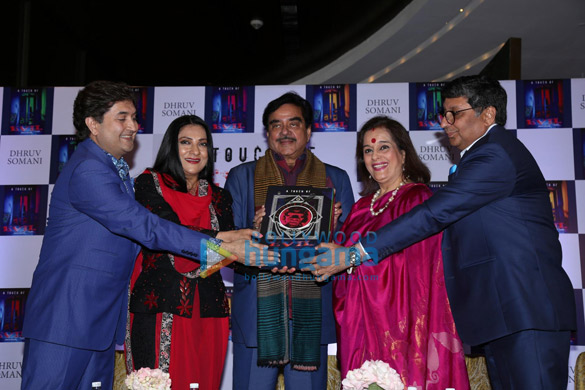 shatrughan sinha and poonam sinha launch a touch of evil by author dhruv somani 4