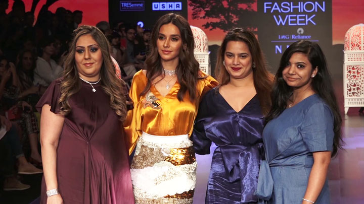 Singer Shibani Dandekar on Ramp for Rara Avis Show at LFW Day 4