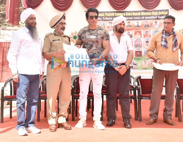 Sonu Sood attends an event honouring the martyrs of the Pulwama terror attack Sonu Sood attends an event honouring the martyrs of the Pulwama terror attack