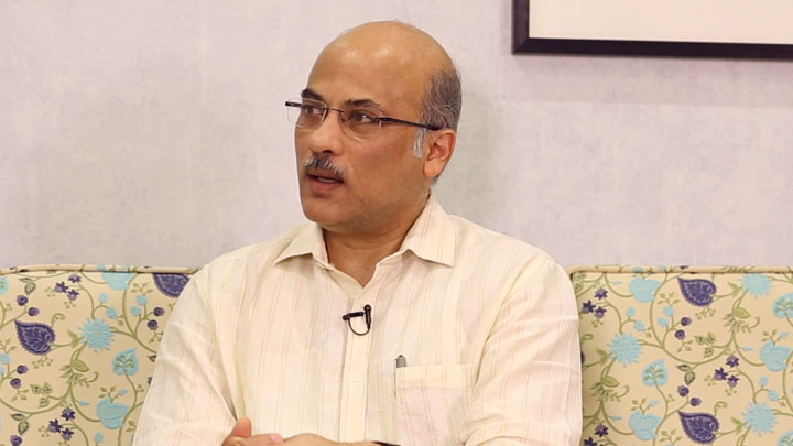 Sooraj Barjatya OPENS UP on #MeToo allegations On Alok Nath Sooraj Barjatya OPENS UP on #MeToo allegations On Alok Nath