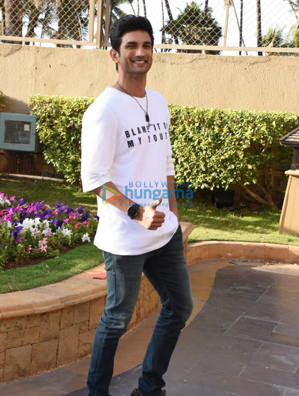 Sushant Singh Rajput And Bhumi Pednekar Snapped Promoting Their Film