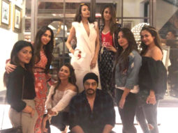 Arjun Kapoor accompanies GIRLFRIEND Malaika Arora for her ladies night with Gauri Khan and Karisma Kapoor