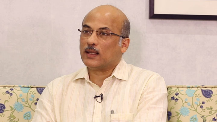 “Maine Pyar Kiya Jazbat mein bani picture hai”: Sooraj Barjatya | Salman Khan “Maine Pyar Kiya Jazbat mein bani picture hai”: Sooraj Barjatya | Salman Khan