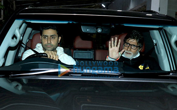 Amitabh Bachchan, Abhishek Bachchan and Shweta Bachchan spotted at Sunny Super Sound in Juhu Amitabh Bachchan, Abhishek Bachchan and Shweta Bachchan spotted at Sunny Super Sound in Juhu