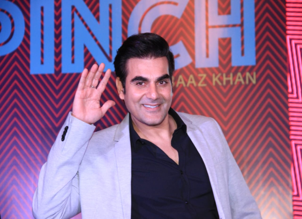 Arbaaz Khan to host a celebrity chat show Pinch; Kareena Kapoor Khan, Sonam Kapoor to grace the show Arbaaz Khan to host a celebrity chat show Pinch; Kareena Kapoor Khan, Sonam Kapoor to grace the show