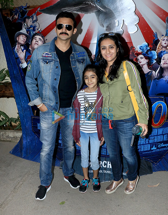 celebs and their kids snapped attending a special screening of disneys dumbo 4
