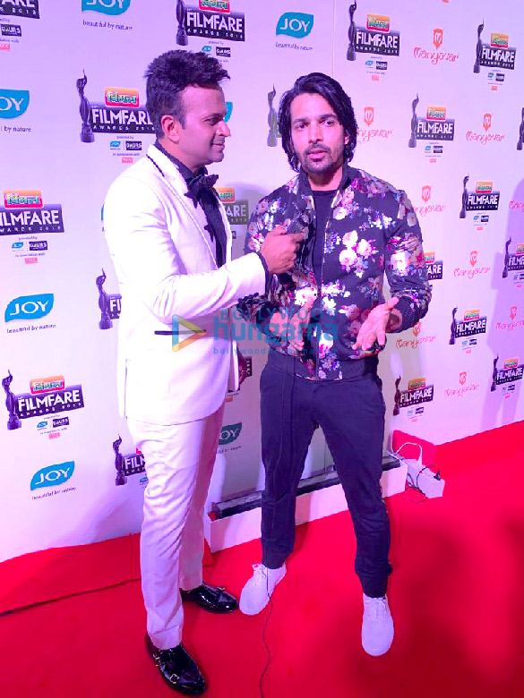 celebs grace 64th filmfare awards 2019 16