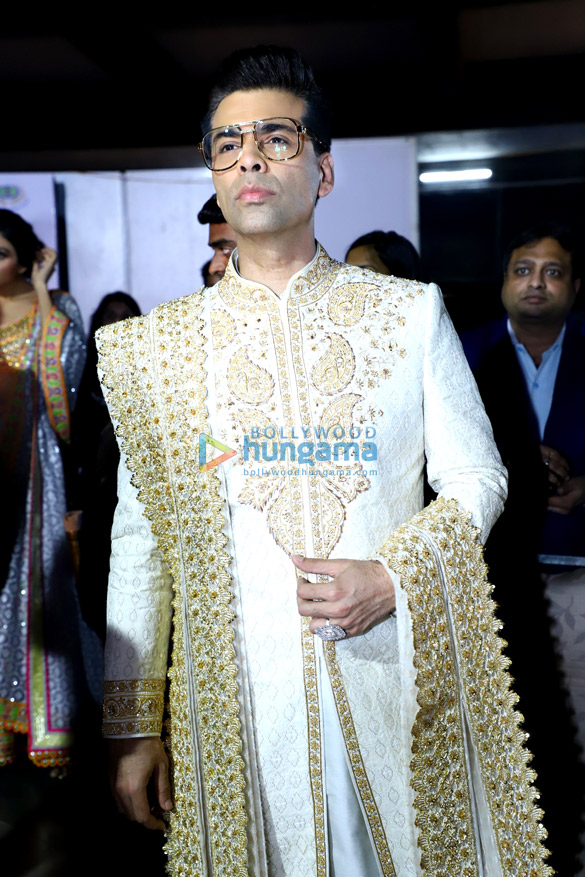 celebs grace abu jani and sandeep khoslas fashion show 10 2