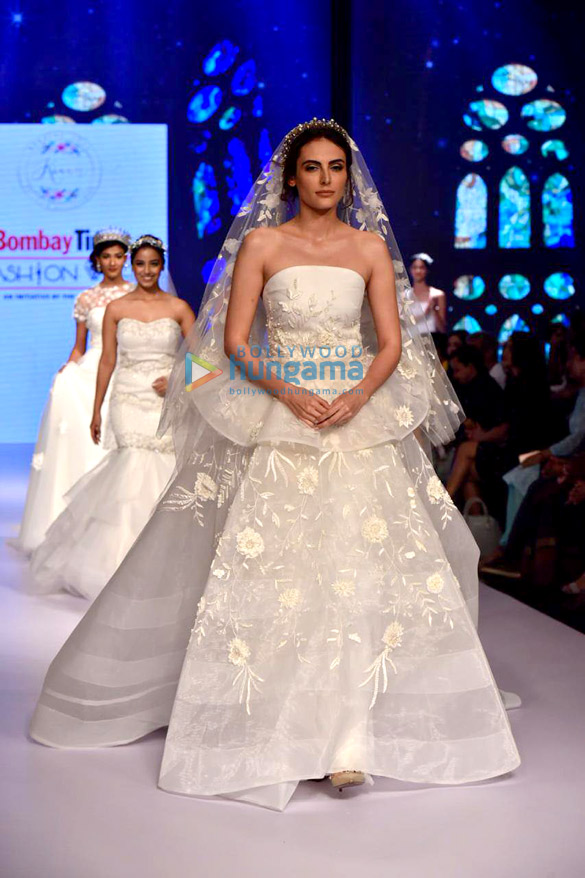 celebs grace bombay times fashion week 2019 4