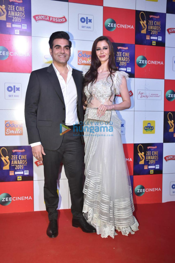 celebs grace zee cine awards 2019 01 1