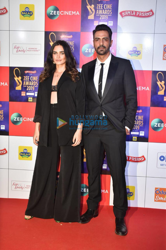celebs grace zee cine awards 2019 15