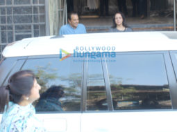Dharmendra and Hema Malini spotted at Indigo in Bandra