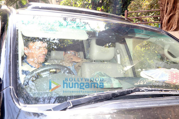irrfan khan spotted at maddock films office 2
