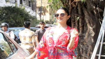 Kiara Advani snapped at Pali Village Cafe